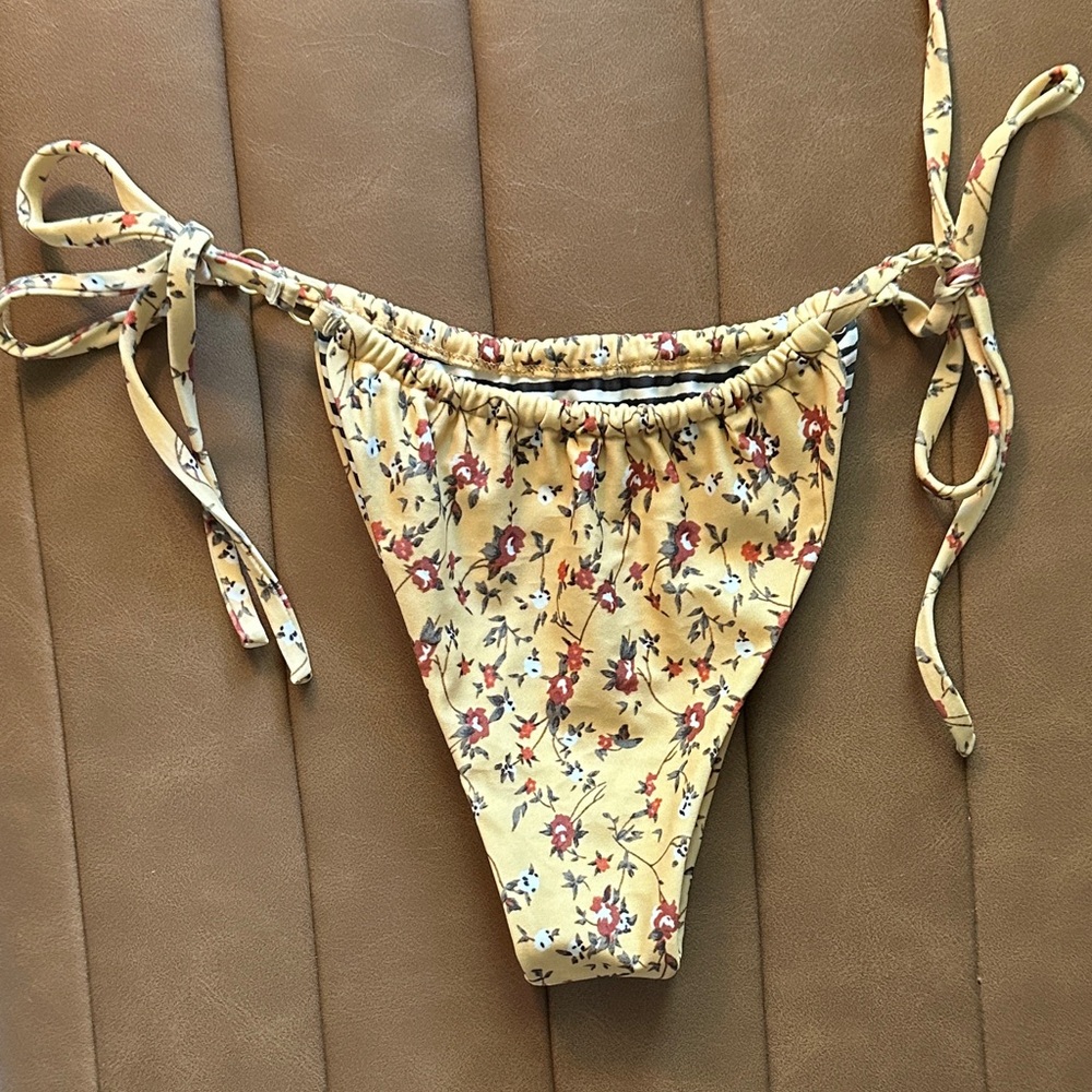 Rove Swim Butter Yellow Floral String Bikini Bottoms with Adjustable Ties S